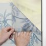 LICHTBLICK Raamfolie zelfklevend bescherming tegen inkijk Blueprint Palms blauw (1 stuk) - Thumbnail 3